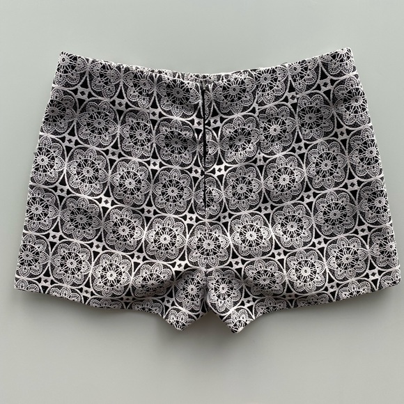 Bundle of 3 shorts - Picture 7 of 15